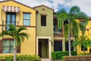 2 Story,Low Rise (1-3), 9054 Capistrano St N # 2, Naples FL 34113