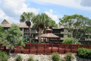 2 Story,Low Rise (1-3), 600 Neapolitan Way # 211, Naples FL 34103