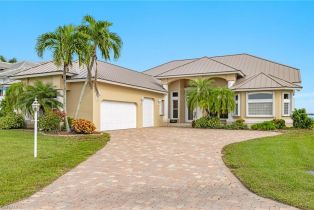 Single Family Residence, 3343 22nd Caloosahatchee, FL 33904 