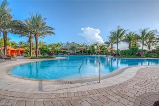 Apartment,Villa Detached, 9403 Pocida Ct, Naples FL 34119