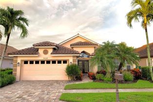 , 8468 Indian Wells Way, Naples FL 34113