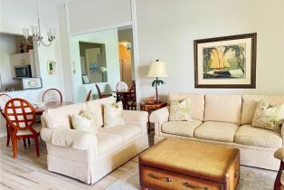 Low Rise (1-3), 2290 Carrington Ct # 202, Naples FL 34109