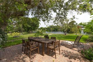 Ranch,Single Family Residence, 1354 Rordon Ave, Naples FL 34103