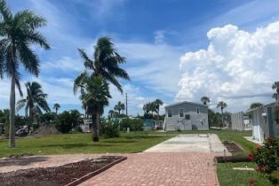 Land, 11290 Azalea Ln, Fort Myers Beach FL 33931