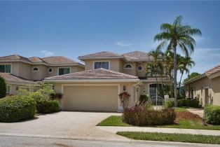 2 Story,Single Family Residence, 5901 Ashford Ln, Naples FL 34110