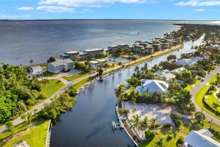 Land, 842 Limpet Dr, Sanibel FL 33957