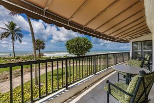 , 2340 Gulf Shore Blvd N, Naples FL 34103