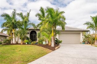 Single Family Residence, 17085 Thyme Burnt Store Lakes, FL 33955 