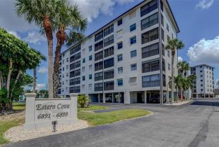 Stilts,Mid Rise (4-7), 6897 Estero Blvd # 115, Fort Myers Beach FL 3393133931 