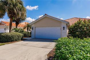 Duplex,Villa Attached, 4054 Los Altos Village Walk, FL 34109 