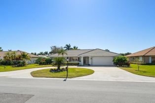 Ranch,Single Family Residence, 262 Torrey Pines Lely, FL 34113 