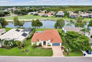 Ranch,Single Family Residence, 11427 Pembrook Estero, FL 33928 