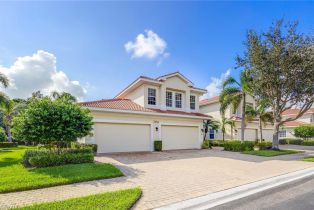 , 7845 Hawthorne Dr # 903, Naples FL 34113