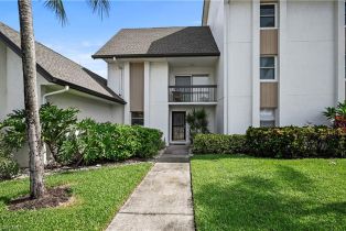 2 Story,Low Rise (1-3), 1510 Imperial Golf Course Blvd # 111, Naples FL 34110