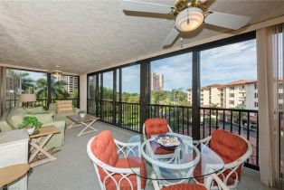 , 6000 Pelican Bay Blvd # 204, Naples FL 34108