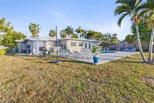 ,  , Cape Coral, CA 33904 - 40