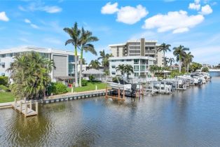 , 2100 Gulf Shore Blvd N # 120, Naples FL 34102