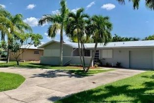 Ranch,Single Family Residence, 424 Bayshore Caloosahatchee, FL 33904 