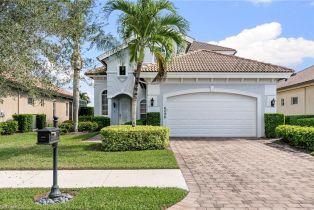 2 Story,Single Family Residence, 6096 Dogleg Dr, Naples FL 34113