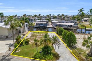 ,  , Bayside Estates, CA 33931 - 2