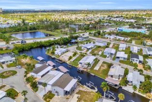 ,  , Bayside Estates, CA 33931 - 4