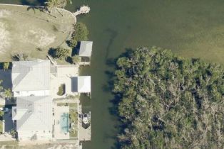 Land, 1 Submerged, Fort Myers Beach FL 33931