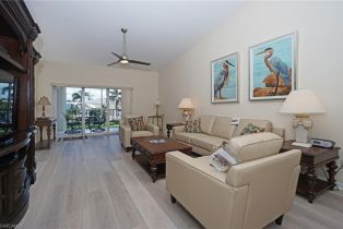 Low Rise (1-3), 850 Tanbark Dr # 201, Naples FL 34108