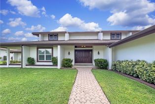 2 Story,Single Family Residence, 16924 Timberlakes Dr, Fort Myers FL 33908