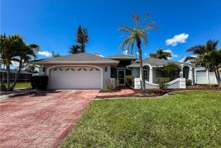 Ranch,Single Family Residence, 3316 Se 19th Pl, Cape Coral FL 33904