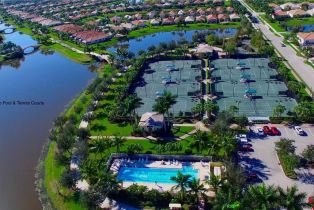 ,  , Village Walk of Bonita Springs, CA 34135 - 37