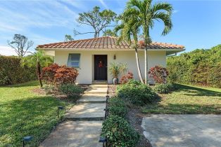 , 301 Ridge Dr, Naples FL 34108