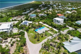 Ranch,Single Family Residence, 4733 Rue Belle Mer Sanibel Island, FL 33957 