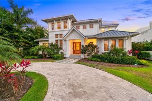 2 Story,Single Family Residence, 730 9th Olde Naples, FL 34102 