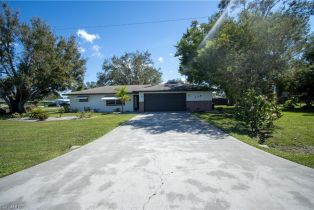 Ranch,Single Family Residence, 238 Connecticut East Fort Myers, FL 33905 