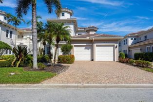 , 575 Avellino Isles Cir # 202, Naples FL 34119