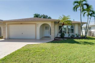 Ranch,Single Family Residence, 670 103RD Vanderbilt Beach, FL 34108 