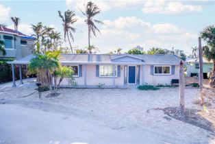 Ranch,Single Family Residence, 20 Sunview Fort Myers Beach, FL 33931 