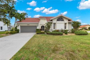 Ranch,Single Family Residence, 12870 Kelly Bay Shell Point, FL 33908 