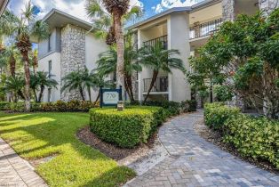 , 770 Eagle Creek Dr # 302, Naples FL 34113