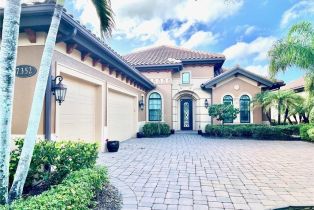 , 7352 Lantana Way, Naples FL 34119