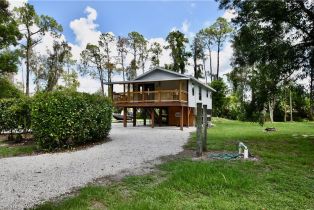 Single Family Residence, 1725 Acremaker Rd, Naples FL 34120