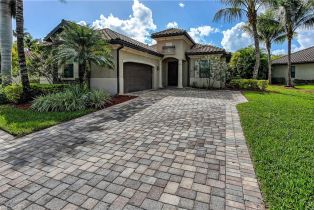 Single Family Residence, 9215 Veneto Ln, Naples FL 34113