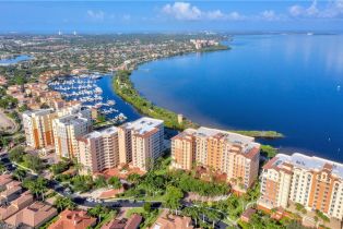 High Rise (8+), 14250 Royal Harbour Ct # 713, Fort Myers FL 3390833908 