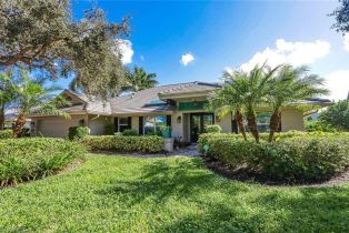 Ranch,Single Family Residence, 836 Bentwood Dr, Naples FL 34108