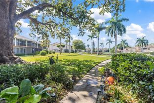 Low Rise (1-3), 1020 Palm View Dr # 101, Naples FL 3411034110 