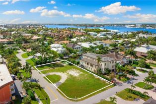 Land, 1585 Pelican Ave, Naples FL 34102