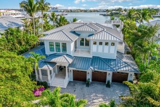 Multi-Story Home,Single Family Residence, 696 15th Aqualane Shores, FL 34102 