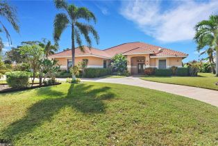 Ranch,Single Family Residence, 4632 Shearwater North Naples, FL 34119 