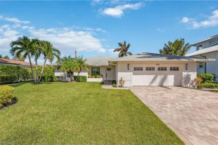 , 1399 Osprey Ave, Naples FL 34102