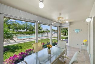 Apartment,Low Rise (1-3), 2000 Alamanda Dr # 104, Naples FL 3410234102 